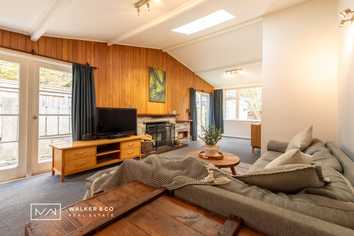 5 Elmslie Road, Pinehaven