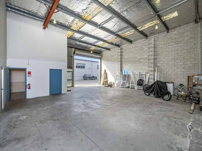 Road-front St Johns industrial opportunity