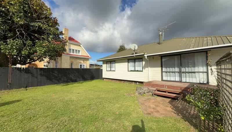 1A Carr Street, Tuakau