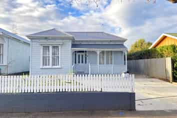 24 Halswell Street, Whanganui Central