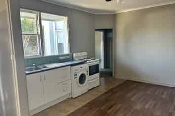 2/69 Princes Street (Back Unit), Hawera