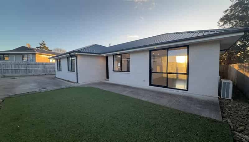 2D Edinburgh Street, Tuakau