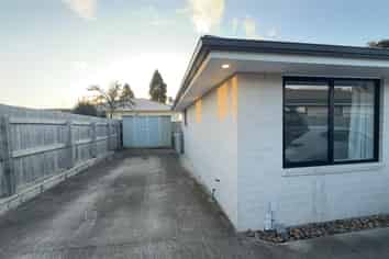 2D Edinburgh Street, Tuakau