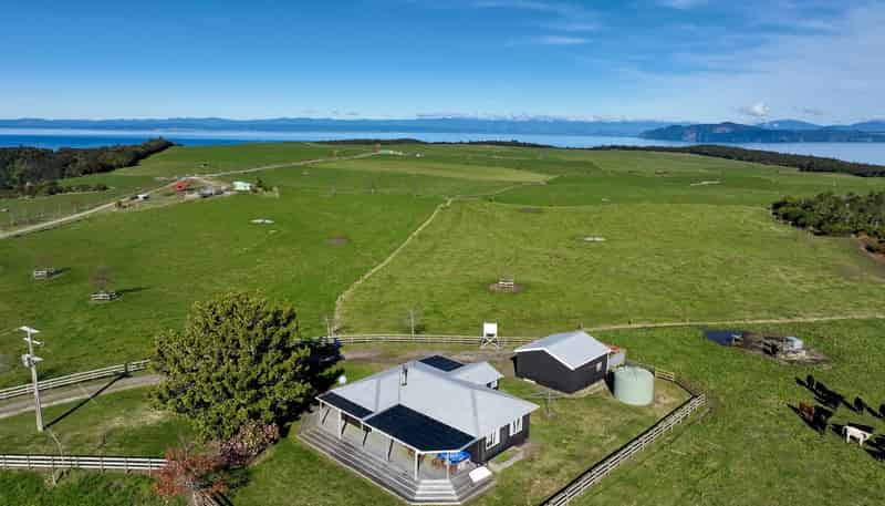 550 Puketapu Road, Marotiri