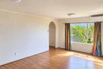 33 Norrie Smith Avenue, Flat Bush
