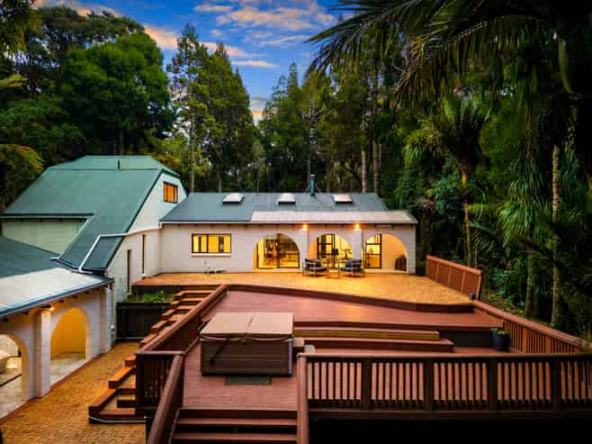 719 Scenic Drive, Henderson Valley