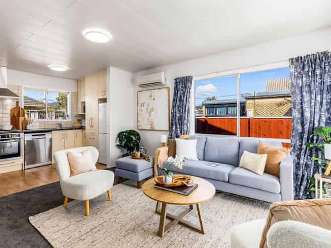 1/9 Camp Street, Silverstream