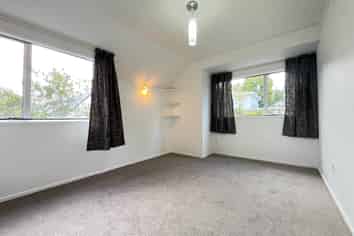 9 Lambrown Drive, Totara Vale