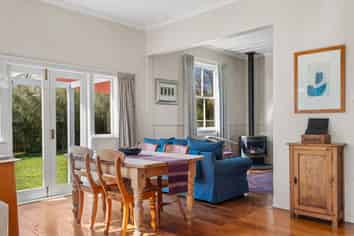 94 Jellicoe Street, Martinborough