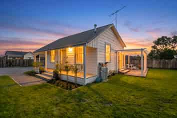 94 Jellicoe Street, Martinborough