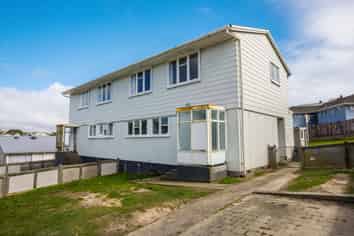 301-303 Warspite Avenue, Waitangirua
