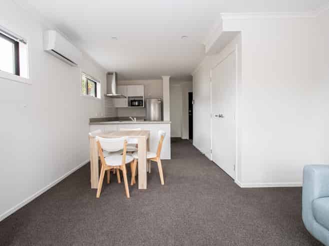 8/17 Lyon Street, Frankton
