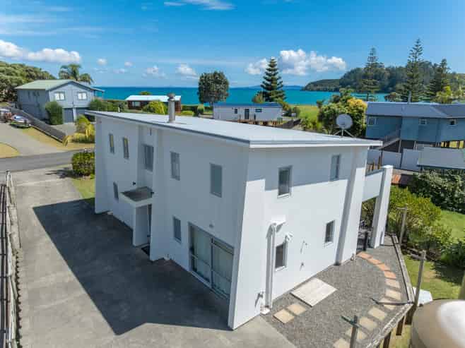 12 Fairwinds Place, Hihi