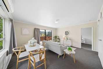13B Florio Terrace, Tawa