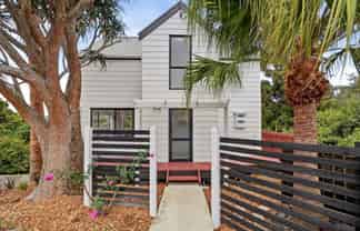 23 Utting Street, Birkdale