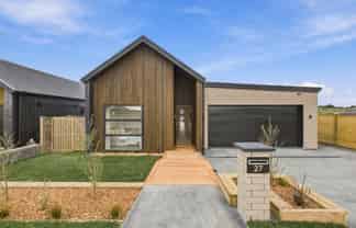 27 Oralee Terrace, Peacocke