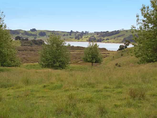 135 Phillips Road, Kaiwaka