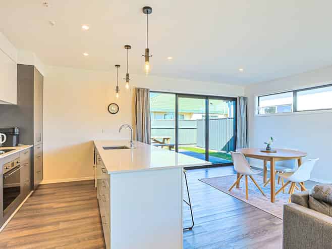 16 Cassin Place, Taradale