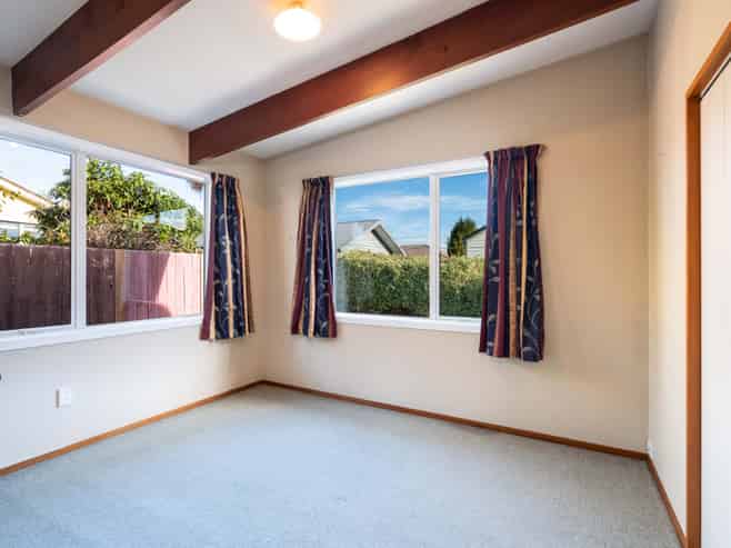 17b Forfar Street, Mosgiel