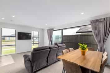 16 Northmoor Boulevard, Rolleston
