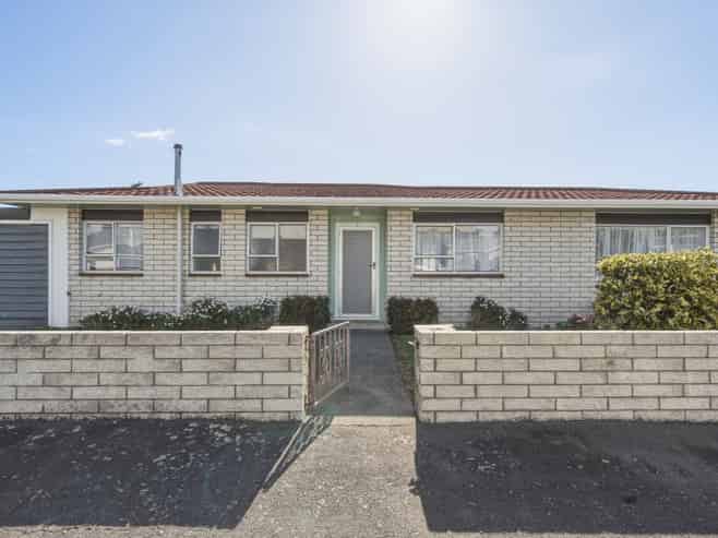 8 Tukapa Street, Westown
