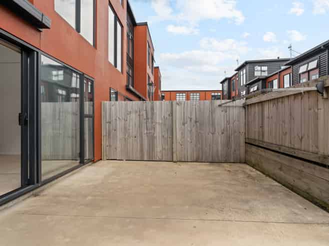 40/17 Owens Place, Mount Maunganui