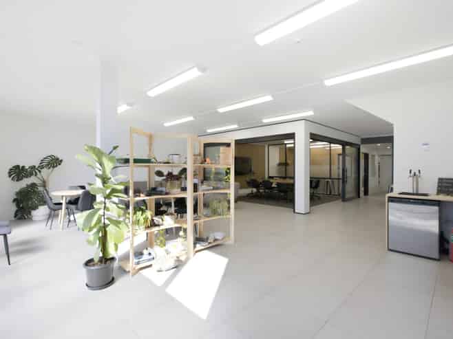 Blue-chip Mount industrial - global tenant
