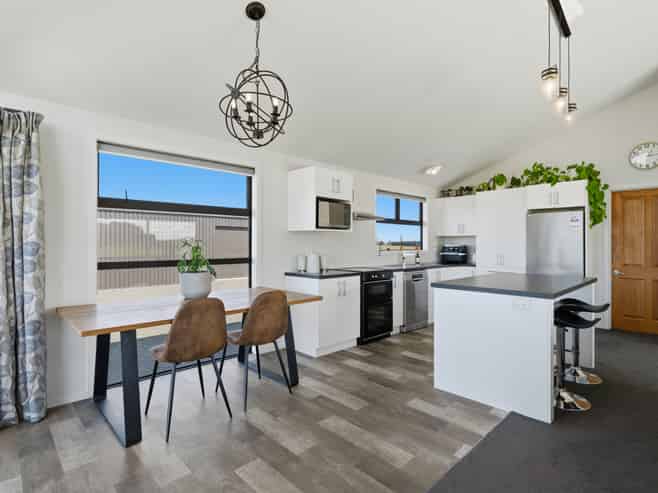 660 Mill Road North, Makarewa