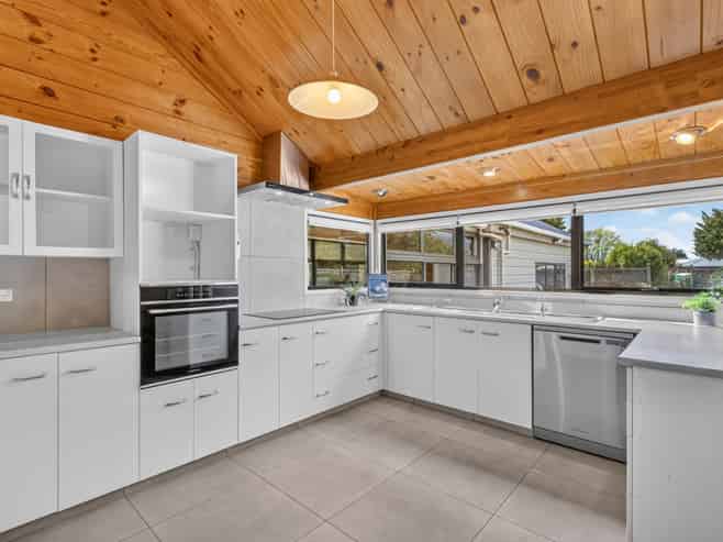 14 Parfitt Place, Ngatea