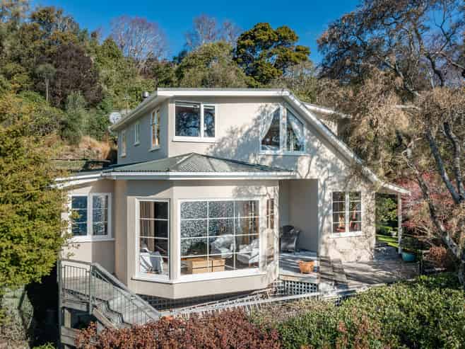 1 Howard Street, Macandrew Bay
