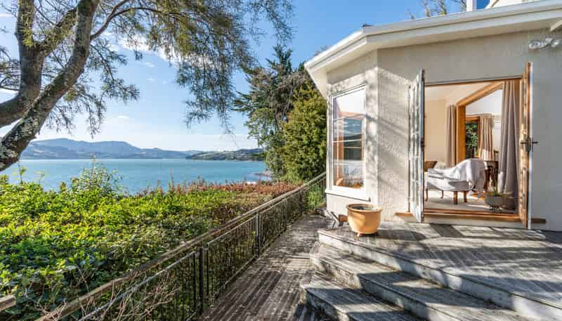 1 Howard Street, Macandrew Bay