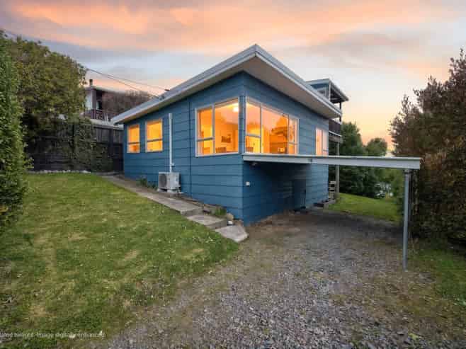 14 Hunters Road, Diamond Harbour
