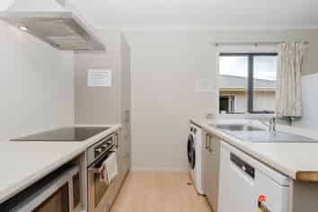 1/27 Hogan Street, Hamilton East