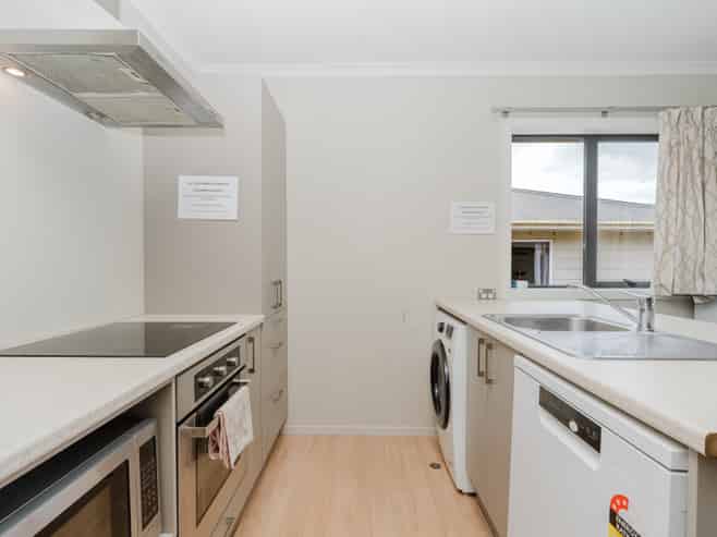 1/27 Hogan Street, Hamilton East