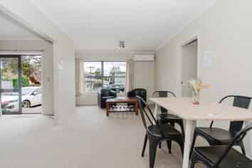 1/27 Hogan Street, Hamilton East