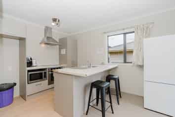 1/27 Hogan Street, Hamilton East