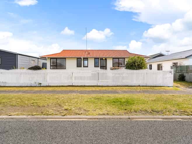 101A Mark Street, Whangamata