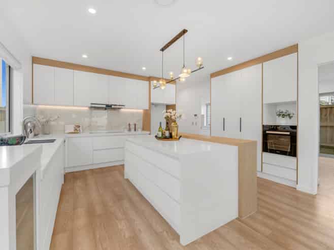 76 Castlebane Drive, Flat Bush