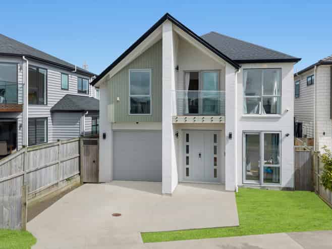 76 Castlebane Drive, Flat Bush