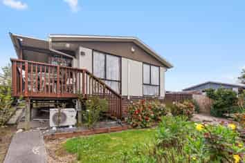 2/63 Othello Drive, Clover Park