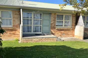 2/69 May Street, Hamilton East