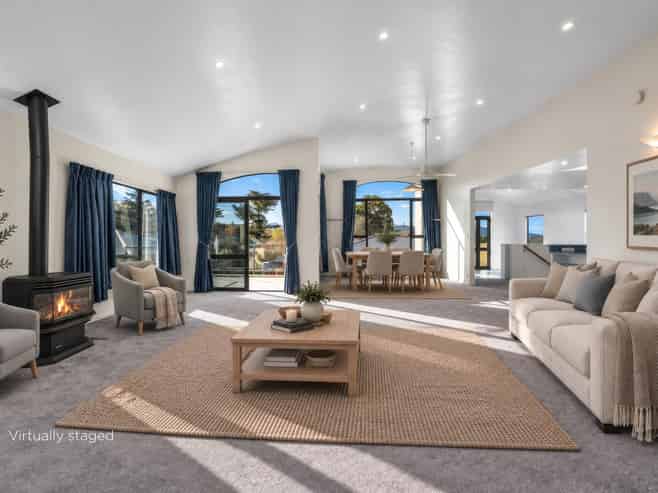 12 Waterlea Green, Mayfield