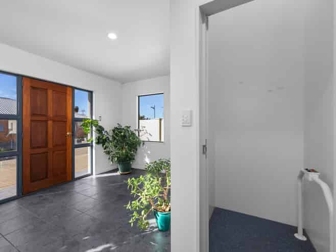 12 Waterlea Green, Mayfield