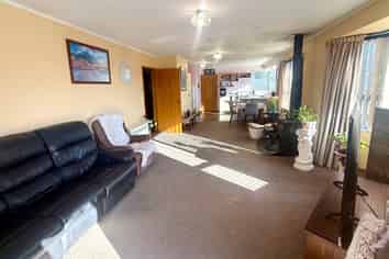 1/238 King Street, Temuka