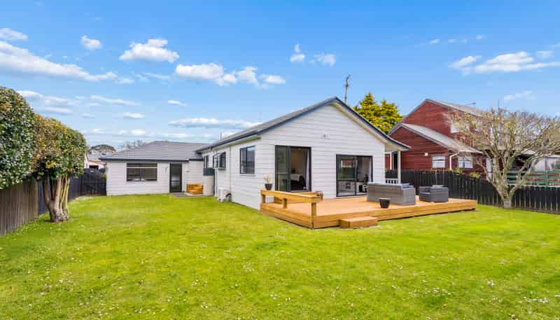 26 Redlands Grove, Swanson
