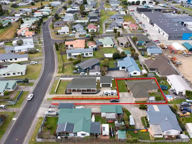 52a Whitby Avenue, Whitianga