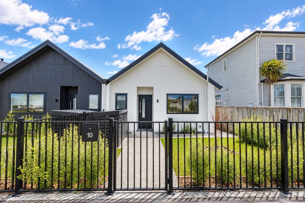 Invest in easy city living 4
