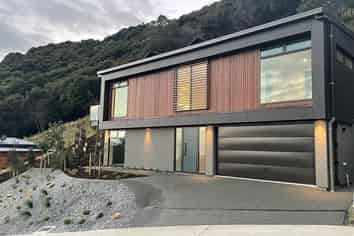 13 Koura Road, Atawhai