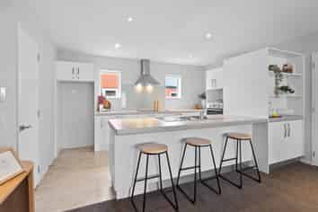 77 Walnut Avenue, Allenton