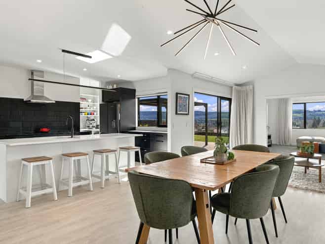 13 Kittyhawk Drive, Kinloch